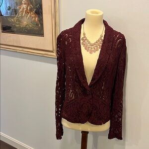 INC INTERNATIONAL CONCEPTS/ BURGUNDY LACE JACKET/ SIZE M/